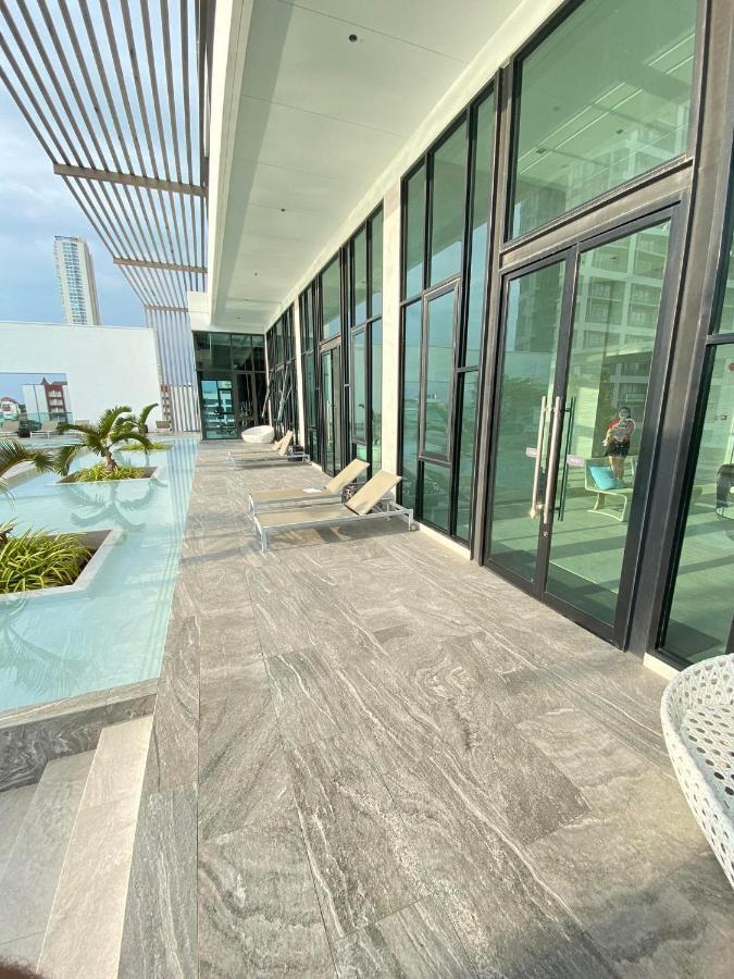 Aeras Jomtien By Cherry Aparthotel Exterior foto