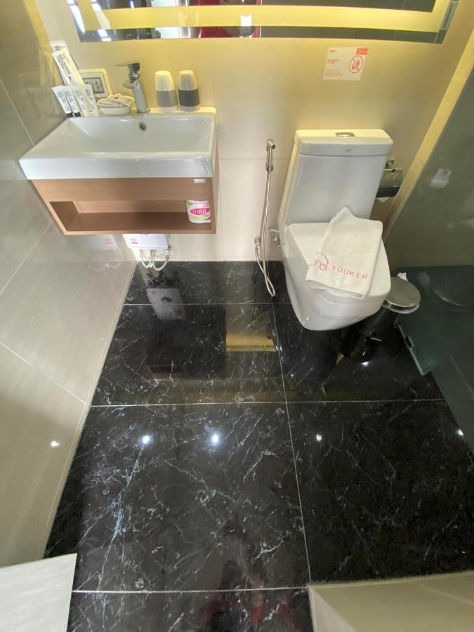Aeras Jomtien By Cherry Aparthotel Exterior foto